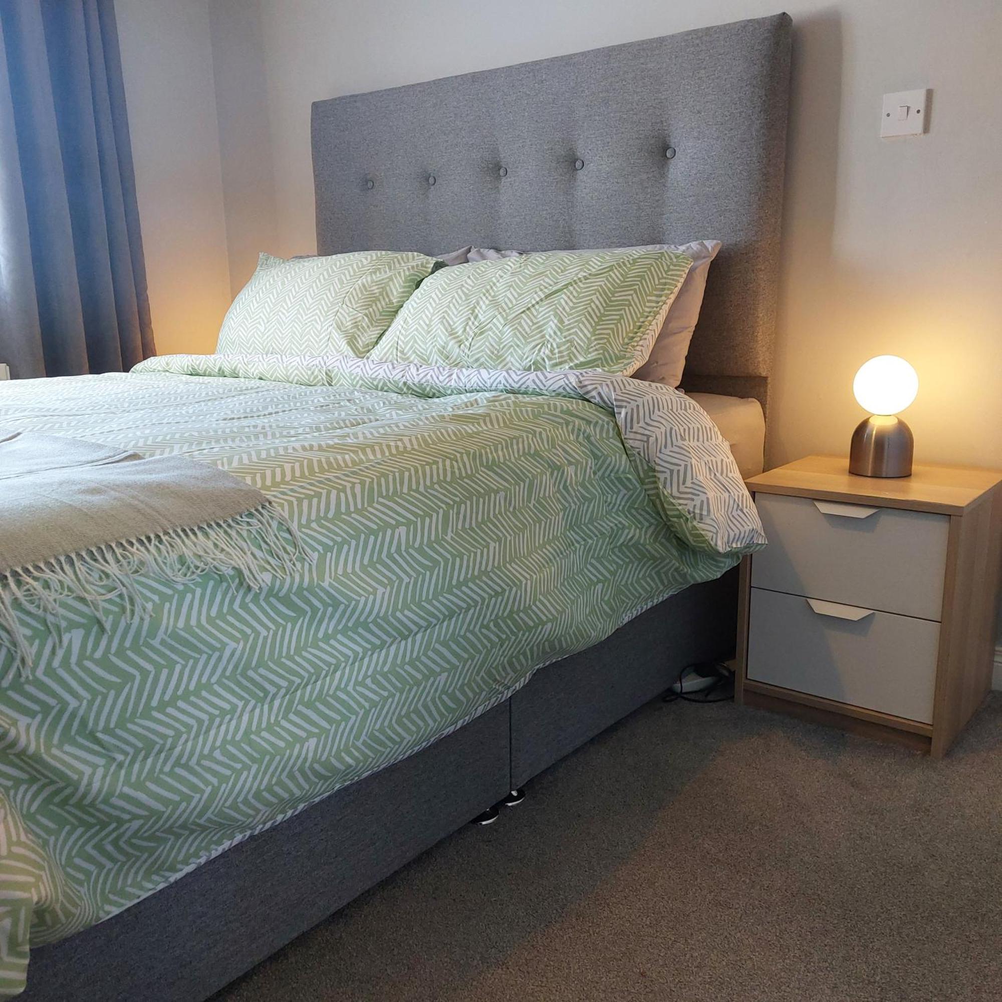 Lawnbrook Town House Hotell Belfast Exteriör bild